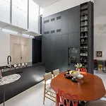 Designer Loft By Elite Apartmán